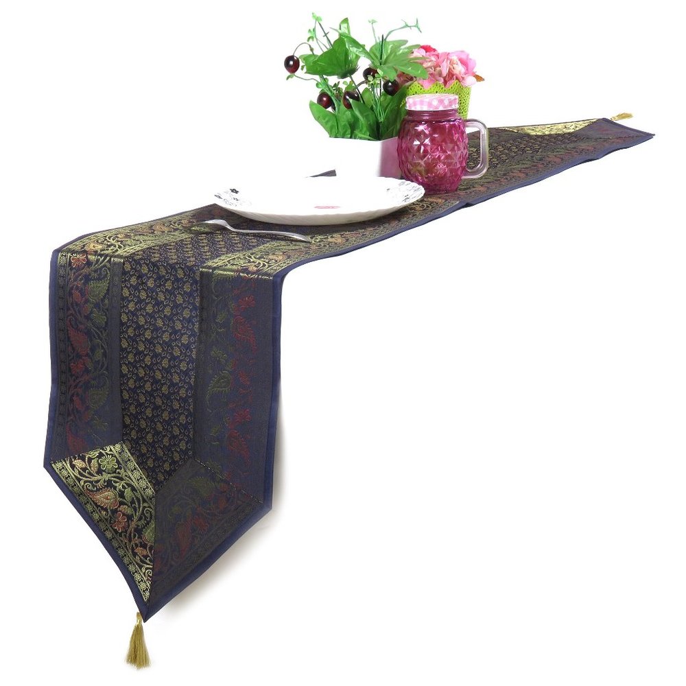 Beautiful Elegant Design Table Runner Cloth Home Decor
